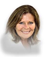 Chantel Larry's Instagram, Twitter & Facebook