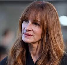 I don't resort to lifting or Botox and I know by Hollywood standards I'm  risking my career. If they don't want to give me a role because I look old,  it means