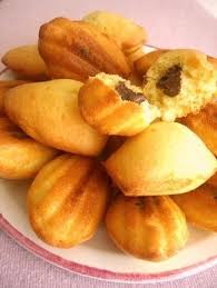 Alors Cette Recette Je Vous Dis Que Ca C Est Un Petit Bonheur De Croquer Dans Ces Madel Recette Madeleine Nutella Recette Recettes De Cuisine