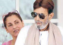 So close was chunnibai kapadia to rajendra that he gave his daughter amina the nick name dimple after rajendra's daughter dimple tulli. Dimple Kapadia There Is No One Like Rajesh Khanna