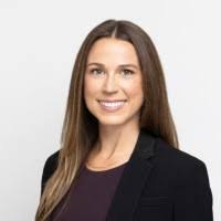 Amanda Slack's Instagram, Twitter & Facebook