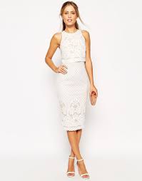 Imagen 1 De Vestido De Tubo A Media Pierna De Encaje Con Top Corto De Asos Vestidos Vestidos Coctel