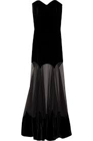Alexander Mcqueen Strapless Velvet Gown In 2020 Velvet Gown Black Strapless Gown Dreamy Dress