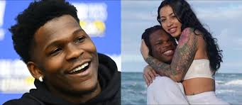 That's a fair warning from Mitchell Starc! 👀 📸: JioHotstar #MitchellStarc