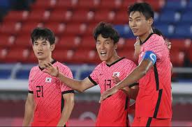 México y corea del sur se enfrentan este sábado 31 de julio a las 06:00 horas, tiempo del centro, en lo cuartos de final de los juegos olímpicos de tokio 2020, partido que podrá ser visto en canal 5, azteca 7 y claro sports, además del canal de marca claro en youtube. 1rexdeagzgkem