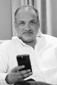 Janab e sadar jaisa Byculla, Mumbai me...