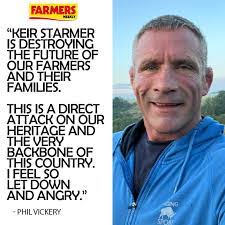 Robert Colquhoun's Instagram, Twitter & Facebook