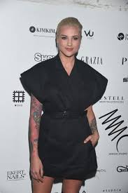 Karolina gilon ma nowy tatuaż. Karolina Gilon Pokazala Na Instagramie Tatuaz Na Udzie