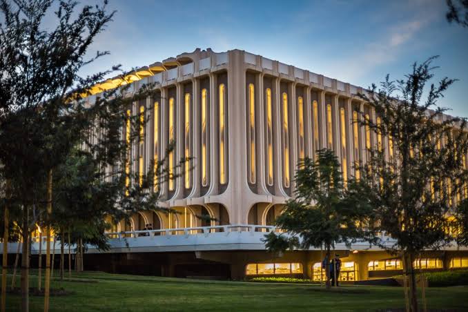 UCI Library