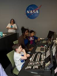 National Aeronautics and Space Administration www.nasa.gov Volume 14 Issue  2 March