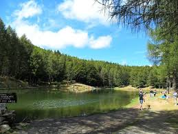 In estate la città è meta delle villeggiature estive, con gli alberghi che. Lago Della Ninfa Immagine Di Sestola Tripadvisor