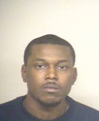 1 Suspect in Walgreens armed robbery turns himself in