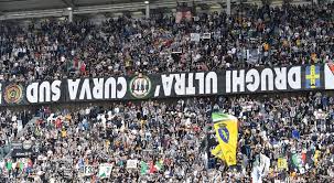 Check preview and live results for game. Juventus Fiorentina Dopo La Champions Striscioni Al Contrario Per Protesta