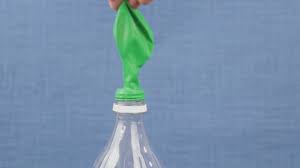 4 Ways to Blow Up a Balloon - wikiHow