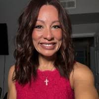 Teresa Prentice's Instagram, Twitter & Facebook