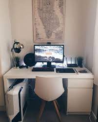 Minimal Battlestation Gaming Desk Setup Computer Desk Setup Desk Setup