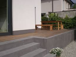 Garten Treppe Die Stufen In Sichtbeton Wurden In Einem Stck Gegossen Einem G In 2020 Garten Stufen Sichtbeton Terrassen Treppe