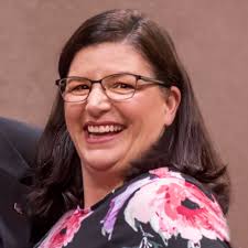 Anne Klenke's Instagram, Twitter & Facebook