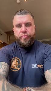 Douglas Doherty's Instagram, Twitter & Facebook