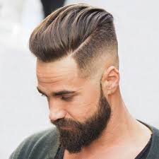 However, keeping up with the trend is always nice! Idee Tendance Coupe Coiffure Femme 2017 2018 Coupe De Cheveux Homme Degrade Avec Trait Comment L Adopter Vogue Tunisie Maroc Algerie Magazine Fashion Luxe Inspiration Et People
