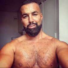Prince Ali estrella porno gay en Sketboy