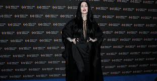 Pregnant kat von d caused huge controversy this week after she revealed. Mr8do4yumi4uhm