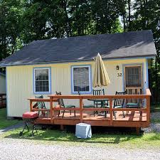 We believe dogs can benefit from a vacation too. Lake George Cottages Family Resort Twin Birches Cottages