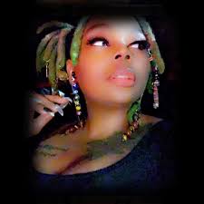 THE "HOW HARD DID AGING HIT YOU" CHALLENGE 🤗upload your 'first' ever  profile pic and your most recent profile right next to it (without using  filters!!) How much have you changed? 2010