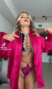 Fcknpeach Pops Off Her Bra And Teases In Pink Thong | PimpBunny