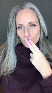 ✌️✌️✌️#failureisnotanoption#dontholdyourbreath #platinum #blueeyes  #plumtones #thisis52 #realtalk #peaceoutpeeps #bellame