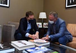«queremos saludar y agradecer a por su parte, rodríguez larreta remarcó «el trabajo en equipo que hemos tenido en todos estos años, no solo en el diálogo sino en lo que hemos. Trabajo Articulado Entre Dario Schneider Horacio Rodriguez Larreta Y Diego Santilli Municipalidad De La Ciudad De Crespo