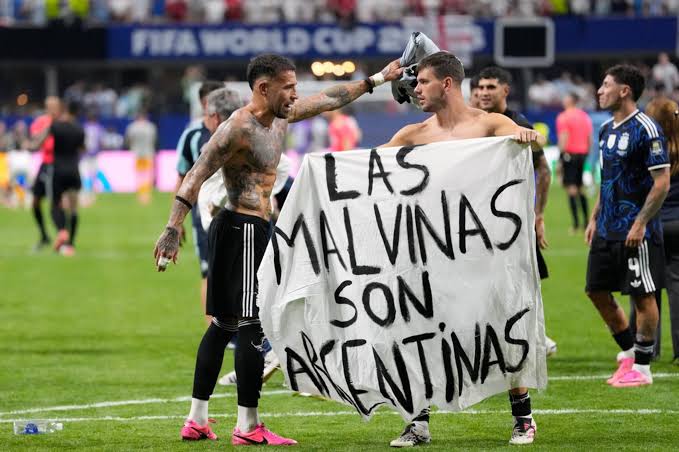 El escandaloso pedido de un político británico para expulsar a las figuras  de Argentina de la Premier League - MARCA USA