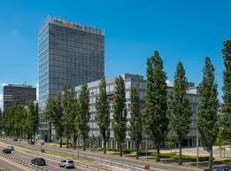 Bij ing regelt u zonder gedoe al uw dagelijkse bankzaken. Datei Frankfurt Theodor Heuss Allee 100 104 Ing Diba Hochhaus 20130607 Jpg Wikipedia
