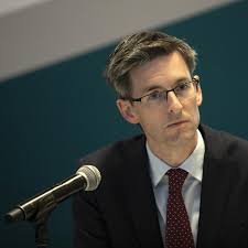 Alison O'Connor: How does Dr Ronan Glynn stick it?