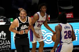 (06:00) clippers coach's challenge (call stands) clippers charged with a timeout. Yvvsvrxij9ijtm