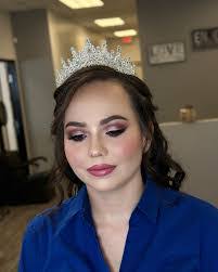 Regina Valenzuela's Instagram, Twitter & Facebook