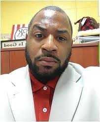 Leon Buford's Instagram, Twitter & Facebook