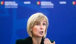 A ministra da saúde diz que não é tempo de falar em desconfinamento, mas admite que o governo já discute o tema. Portugal Prepara Se Para Distribuir Vacina Contra A Covid 19 Em Janeiro Diz Marta Temido Sociedade Correio Da Manha