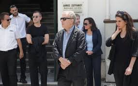 We did not find results for: To Teleytaio Antio Sto Niko Triantafyllidh Syntetrimmenos O Xarry Klynn News Gr