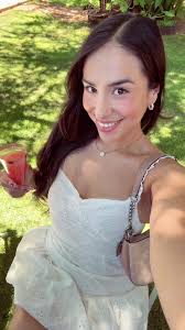 chachii_vargas (@chachii_vargas)'s videos with Que Te Vaya Bien