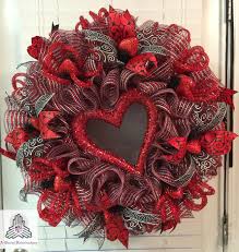 Set of valentine's day and wedding wreaths and other design elements. 15 Valentines Wreath Ideas Beautiful Diy Valentine Wreaths