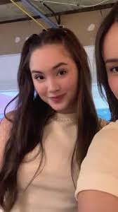 So Cute 😍💅 Caitlin Halderman