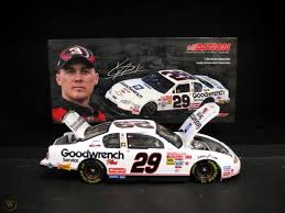 Race works *dodge in game render: Kevin Harvick 2001 Goodwrench Black 29 Rookie 1 24 Action Nascar Die Cast Nip 1813386972