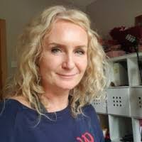 Michelle Connolly's Instagram, Twitter & Facebook