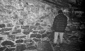 L'utilisation de très courts extraits du film the blair witch project rentre dans le cadre légal d'une utilisation dite équitable. Cinema 505 On Twitter The Blair Witch Project 1999