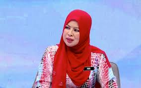Perubahan yb datuk seri rina harun yang amat mengejutkan rakyat malaysia perubahan fizikal & penampilan terbaru. Bernama Applications For Welfare Aid To Reach 1 5 Mln Rina