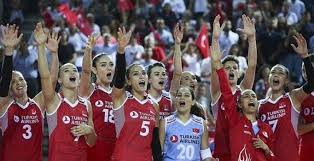 A milli bayan voleybol takımı, fivb dünya grand prix'si a grubu 1. Filenin Sultanlari Avrupa Ikincisi Oldu Turkiye Sirbistan 2 3