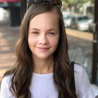 Sarah Topfer (@SarahTopfer_)