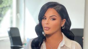 Sarah Fraisou : Victime de revenge porn, elle balance elle-même les vidéos !