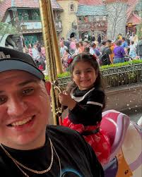 Phillip Becerra (@phillipbecerra51) • Instagram photos and videos